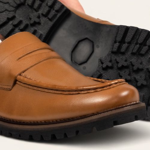 Sapato Casual Penny Loafer Tratorado Tan