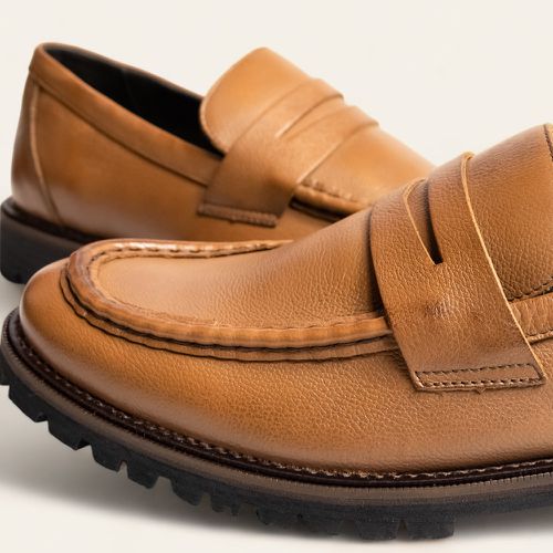 Sapato Casual Penny Loafer Tratorado Tan