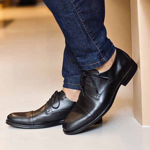 Sapato Social Derby De Amarrar Preto 