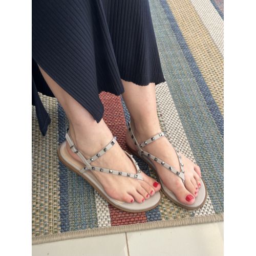PERLA - RASTEIRA FEMININA DEDO COM SPIKE ONIX AVEIA