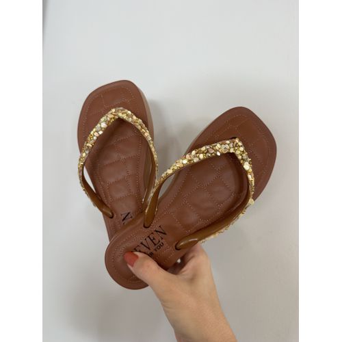 CHINELO TICIANA CARAMELO