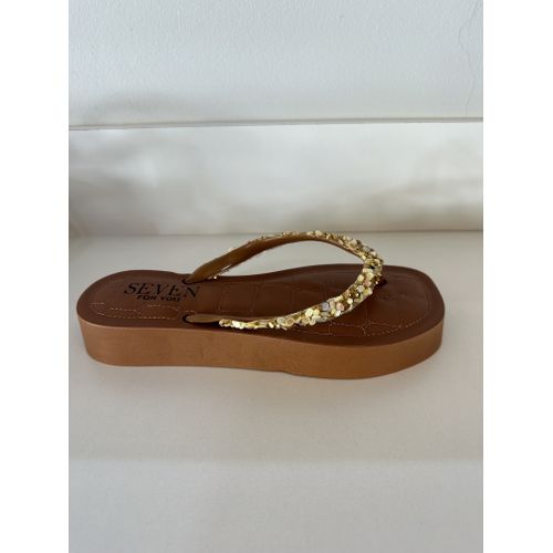 CHINELO TICIANA CARAMELO