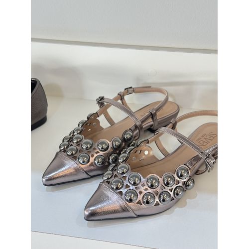 VERA - SAPATILHA FEMININA DETALHES ONIX PRATA VELHO