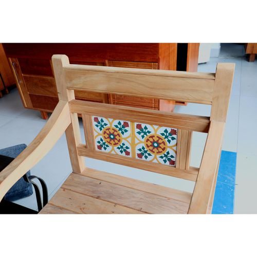 CADEIRA RÚSTICA DE JARDIM