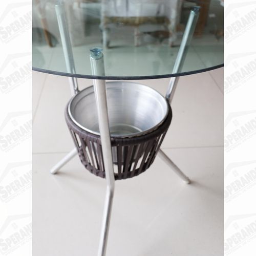 MESA DE ALUMÍNIO E FIBRA CASTANHADO 