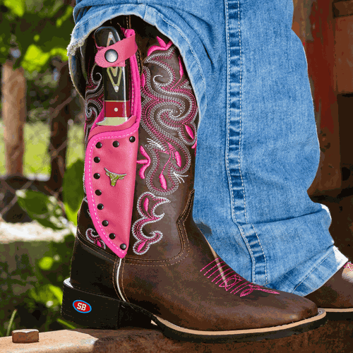 Bota Texana feminina Alba - Faca e bainha Rosa - Sistema Bruto | Botas Texanas em couro