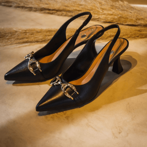 Scarpin Samanta Preto em Couro - Rafaela Salomão