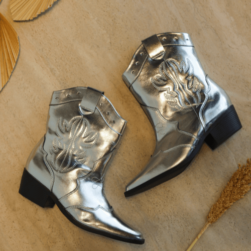 Bota Western Prata - Rafaela Salomão