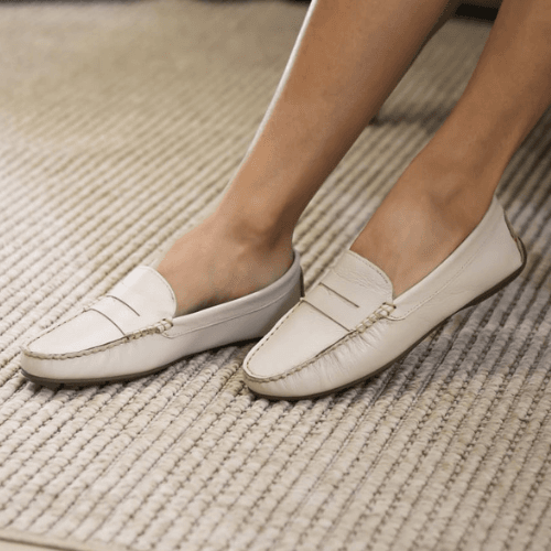 Mocassim Liz Branco Off em Couro - Rafaela Salomão
