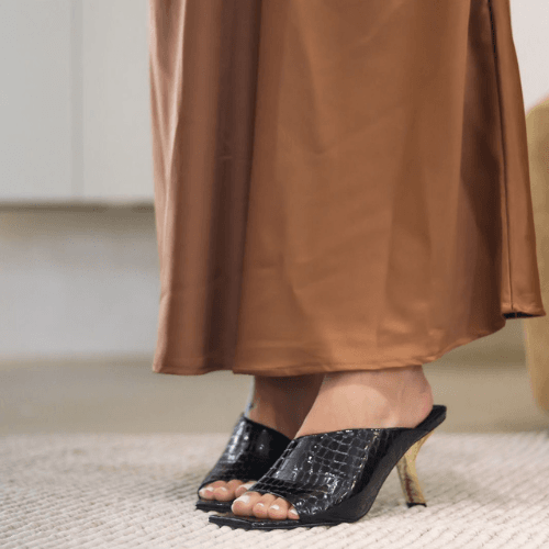 Tamanco Leticia Verniz Preto - Rafaela Salomão