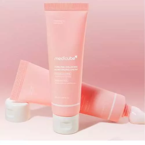Medicube PDRN Pink Hyaluronic Moisturizing Cream
