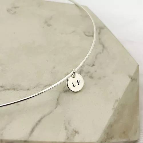 Colar Choker Aro com Medalha P Personalizada Banha... - IAIÁ Semijoias