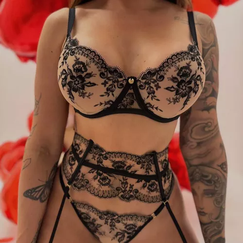 Lingerie Frida - Viúva Negra Underwear
