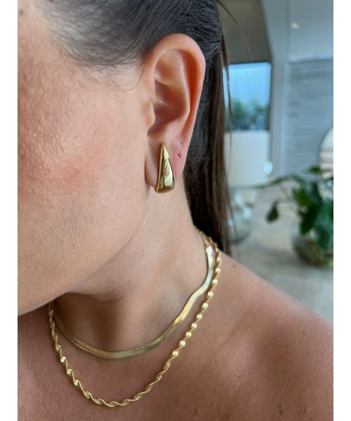 BRINCO EAR HOOK GOTA BANHADO A OURO - Dri Ferreira Semi Joias