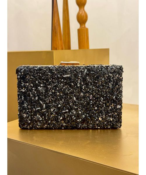 CLUTCH PEDRARIA NATURAL PRETA - Dri Ferreira Semi Joias