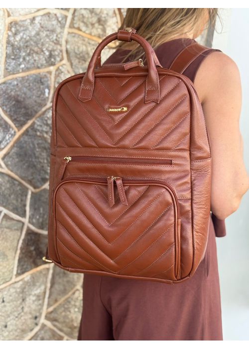 Mochila Matelassê Couro Legítimo Terracota - Donna Clô