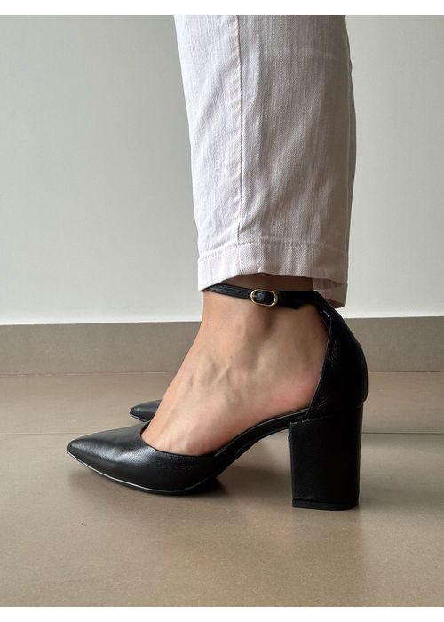 Scarpin Amanda Couro Preto - Donna Clô
