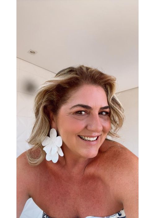 Brinco Acrilico Oval Off Perolado - LUCIELENA LARA