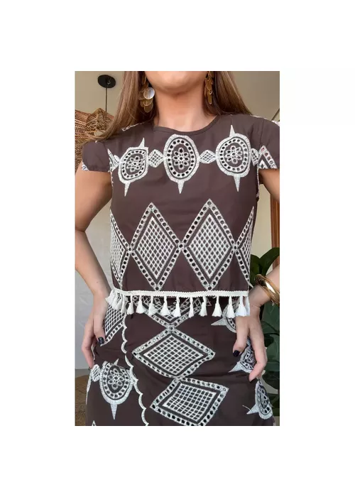 Blusa Bordada Nicole Marrom Cafe - LUCIELENA LARA