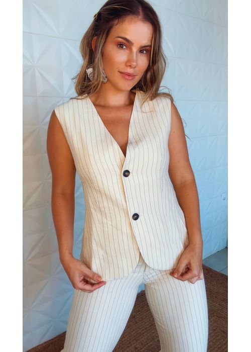 Colete Risca De Giz Caroline Chiclé Nude - LUCIELENA LARA
