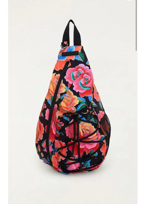 Mochila Rolezin Rosas Pintadas Estampado - LUCIELENA LARA