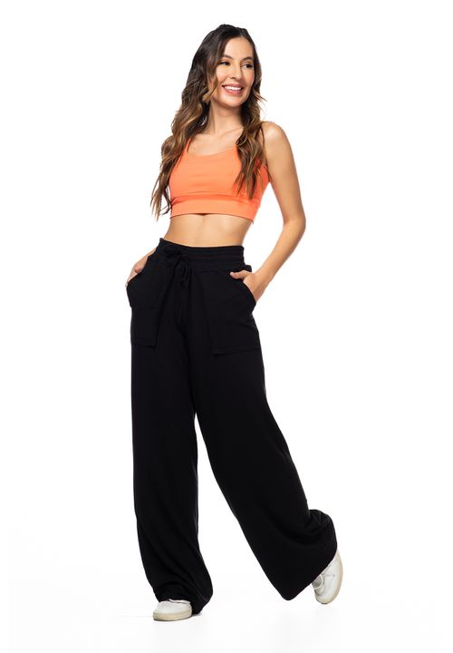 Top Nakay e Calça Pantalona