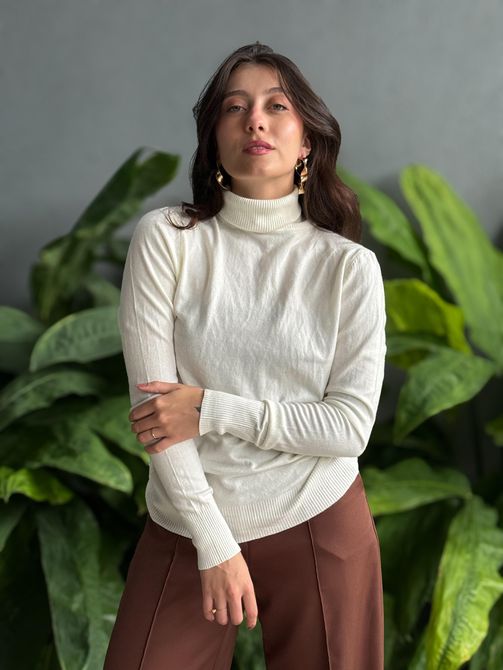 Blusa Trico Cleo OFF WHITE - LOJA TUTTI FRUTTI