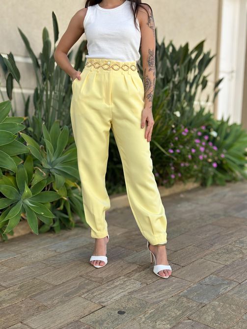 Calça Alfaiataria Noemi AMARELO - LOJA TUTTI FRUTTI