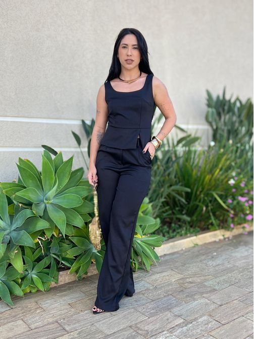 Conjunto Paula Calça e Blusa em Alfaiataria PRETO - LOJA TUTTI FRUTTI