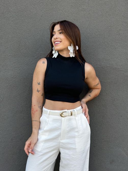 Cropped Vitoria Canelado Gola Alta PRETO - LOJA TUTTI FRUTTI