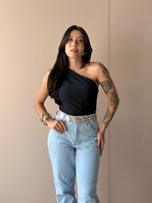 Cropped Alongado Nula Manga PRETO - LOJA TUTTI FRUTTI