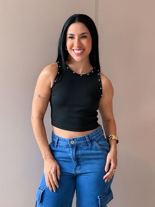 Regata Cropped com Aplicação de Ilhós PRETA - LOJA TUTTI FRUTTI
