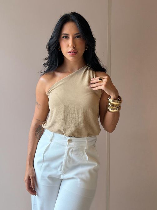 Blusa Grazi Nula Manga com Ferragem BEGE ESCURO - LOJA TUTTI FRUTTI