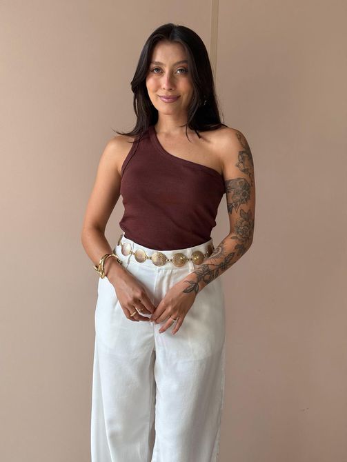 Blusa Nula Manga em Malha Ribana MARROM. - LOJA TUTTI FRUTTI