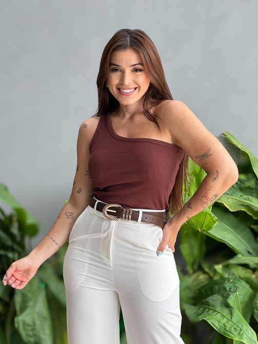 Blusa Nula Manga em Malha Ribana MARROM - LOJA TUTTI FRUTTI