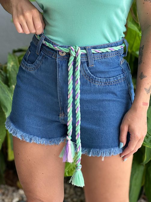 Shorts Jeans Com Cinto Cordão LAVAGEM ESCURA - LOJA TUTTI FRUTTI