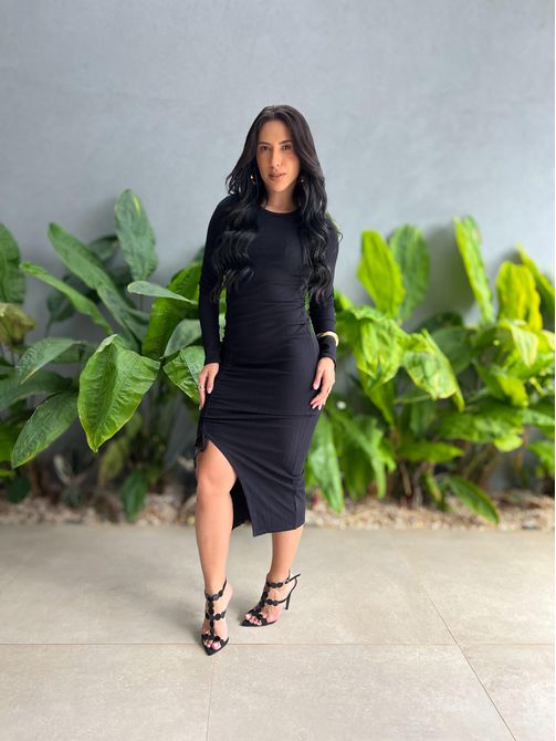 Vestido Midi Kauany Manga Longa em Malha Ribana PR... - LOJA TUTTI FRUTTI