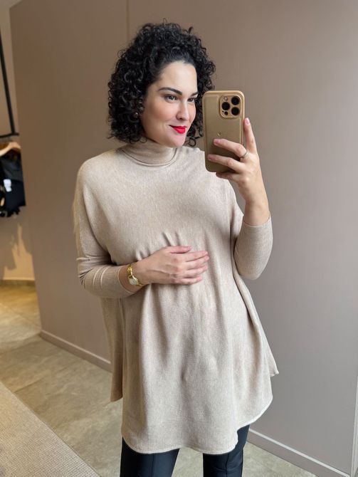 Poncho em Tricot BEGE - LOJA TUTTI FRUTTI