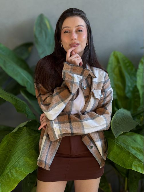 Jaqueta Xadrez Longa BRANCO COM MARROM - LOJA TUTTI FRUTTI