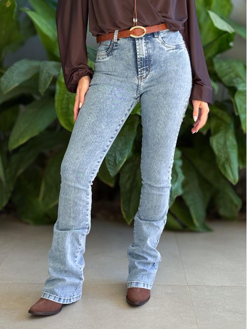 Calça Jeans Carmen BootCut 2404 LAVAGEM MEDIA - LOJA TUTTI FRUTTI