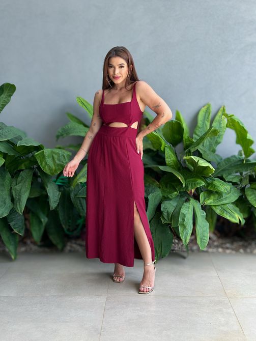 Vestido Midi Jhenifer VINHO - LOJA TUTTI FRUTTI