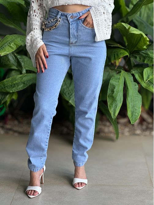 Calça Mom Jeans Cherry 01 LAVAGEM CLARA - LOJA TUTTI FRUTTI