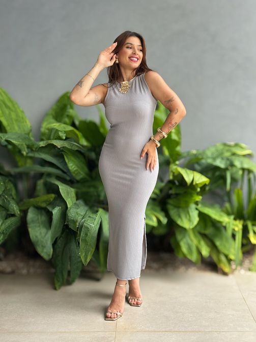Vestido Midi Elsa em Anarruga CINZA - LOJA TUTTI FRUTTI