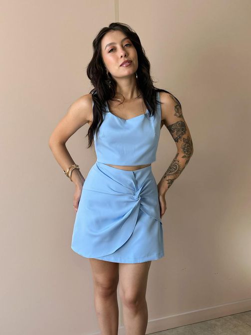 Conjunto Ayla Cropped e Shorts Saia em Alfaiataria... - LOJA TUTTI FRUTTI