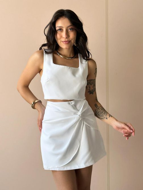 Conjunto Ayla Cropped e Shorts Saia em Alfaiataria... - LOJA TUTTI FRUTTI