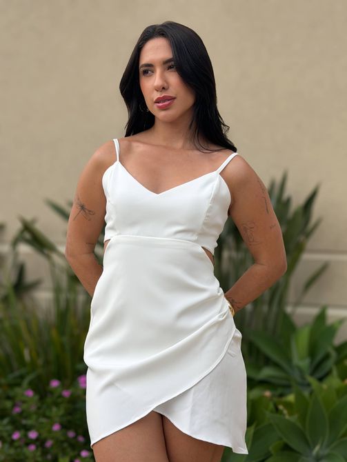Vestido Cassia Curto em Alfaiataria OFF WHITE - LOJA TUTTI FRUTTI