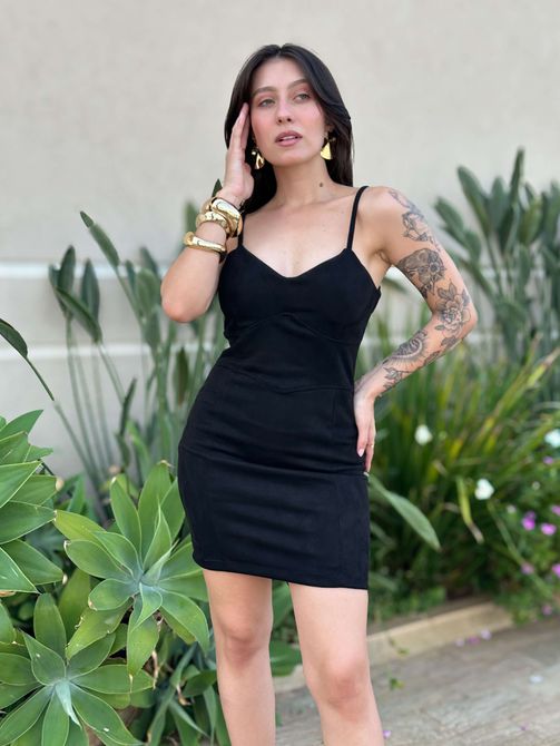 Vestido Curto em Suede PRETO - LOJA TUTTI FRUTTI
