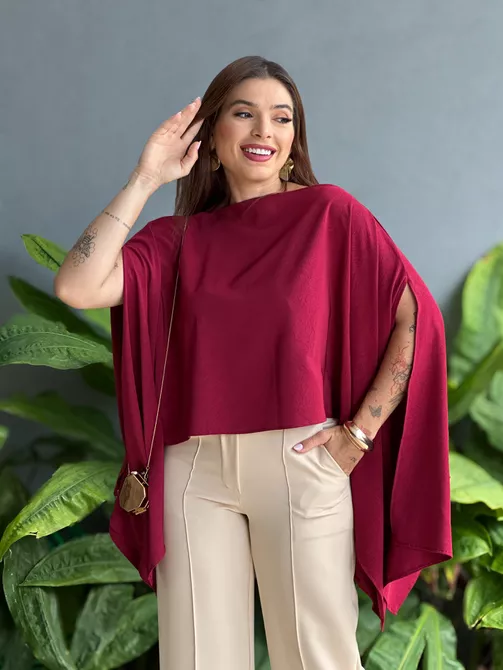 Blusa Capa Manga Longa VINHO - LOJA TUTTI FRUTTI