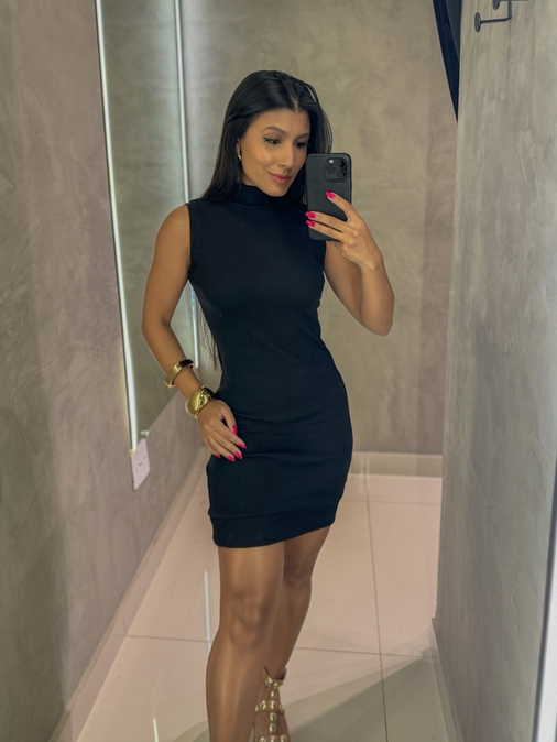 Vestido Canelado Eduarda Preto - Loja La Mina 