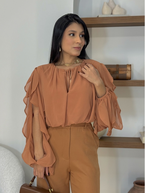 Cropped Manga Taci Mocha Mousse - Loja La Mina 